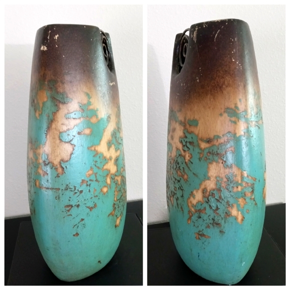 Mexican Rustic Distressed Vase - Picture 5 of 13